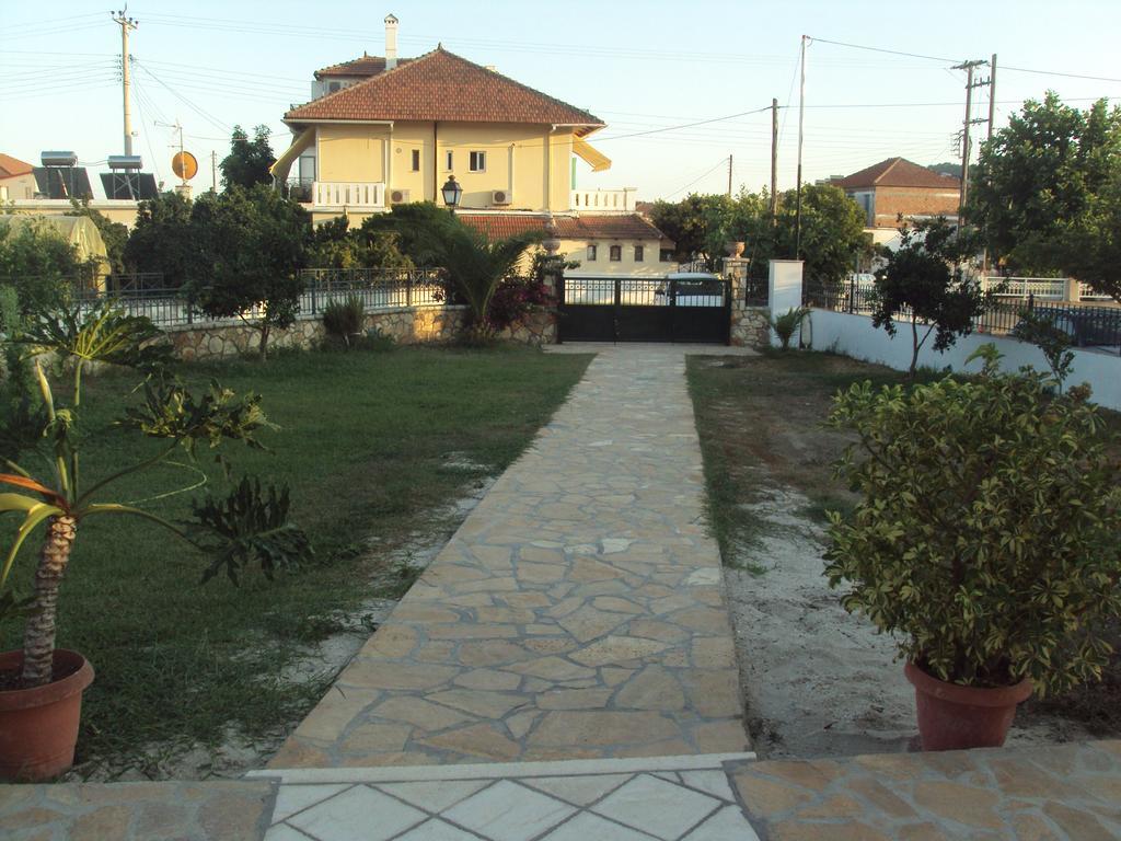 Splantza Apartments Ammoudia Buitenkant foto