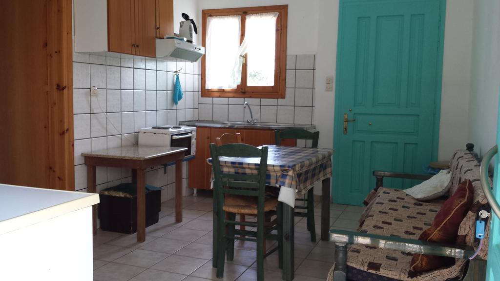 Splantza Apartments Ammoudia Buitenkant foto