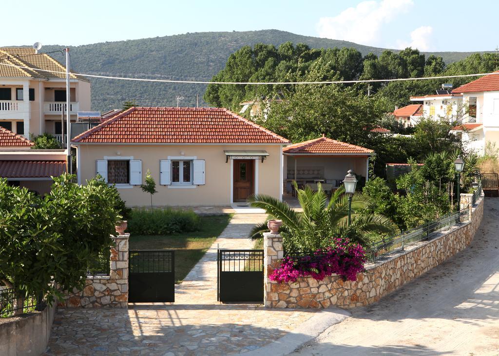 Splantza Apartments Ammoudia Buitenkant foto
