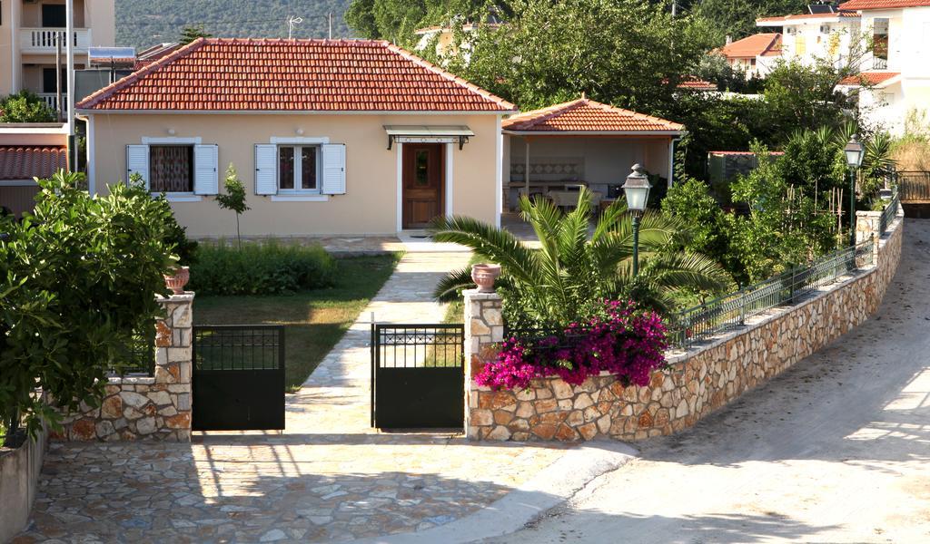 Splantza Apartments Ammoudia Buitenkant foto